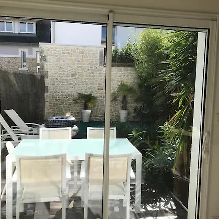Splendide Maison Familiale Avec Piscine Vakantiehuis