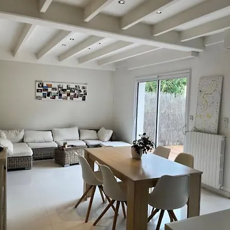 Vakantiehuis Splendide Maison Familiale Avec Piscine